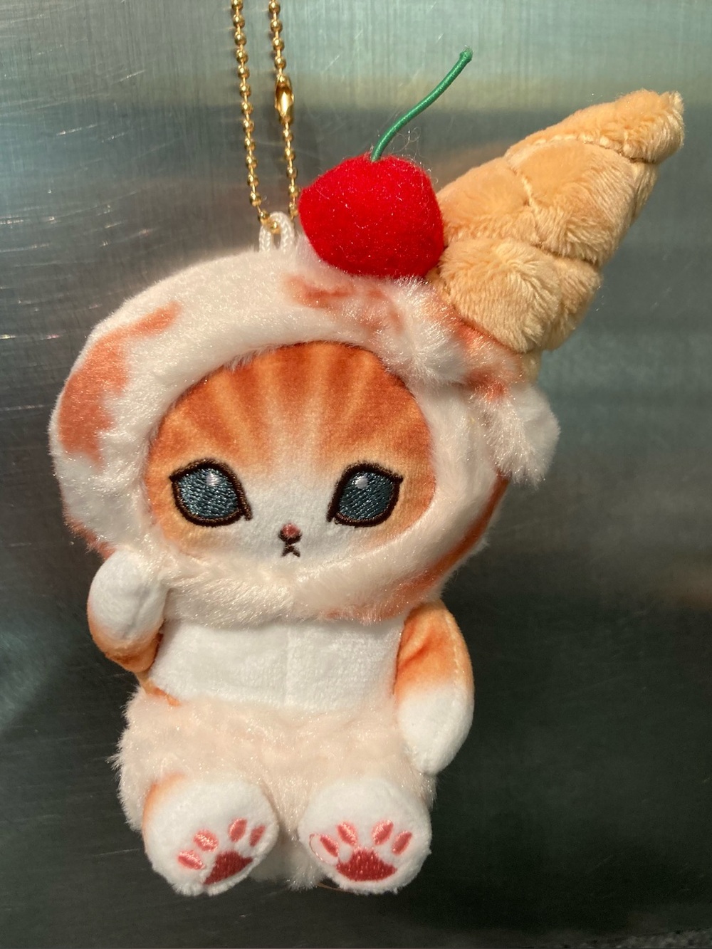 🍒🍦🐱14cm Limited Edition Mofusand Cat in Cherry Caramel Ice-Cream Cone Plush Doll